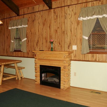 Carolina Landing Camping Resort Deluxe Cabin 4 Fair Play Экстерьер фото